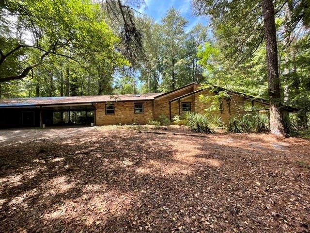 1319 Bermuda Rd., Stone Mountain, GA 30087
