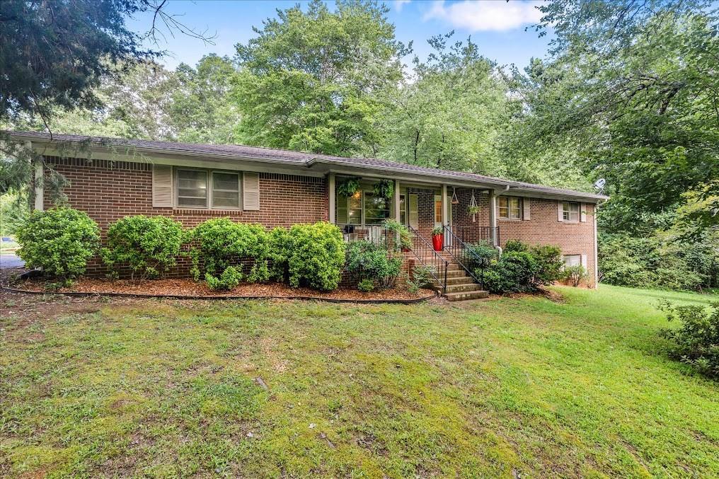 102 Shelnutt Dr., Bremen, GA 30110