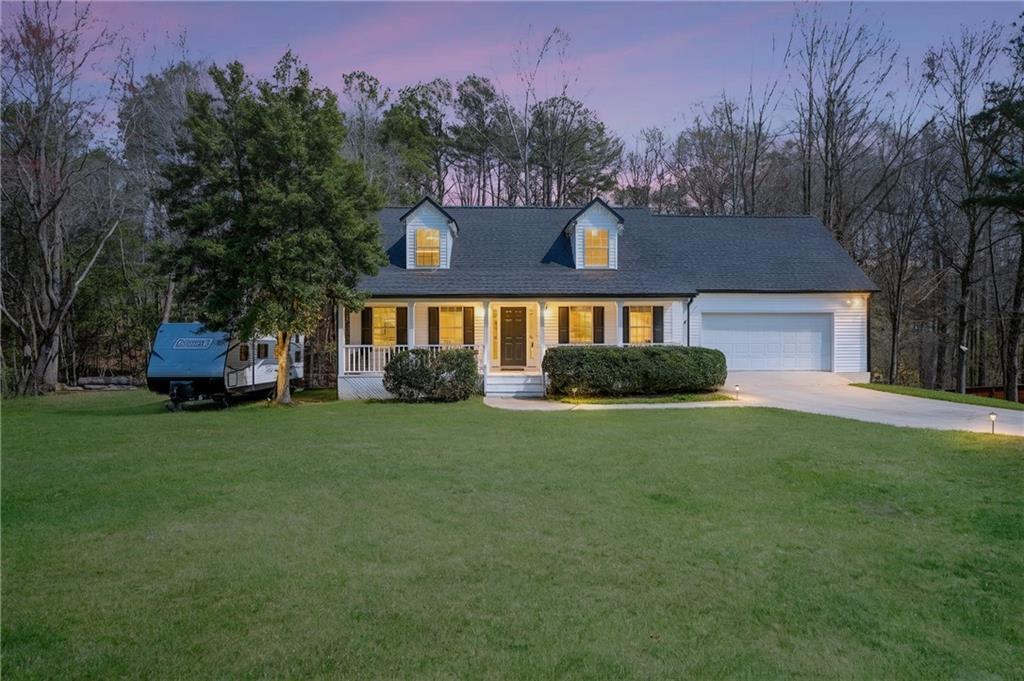 879 Spring Oak Ct., Loganville, GA 30052
