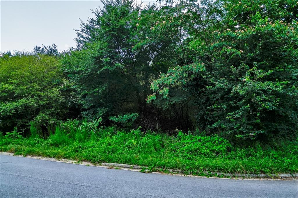 3895 Fieldgreen Ct., Gainesville, GA 30507