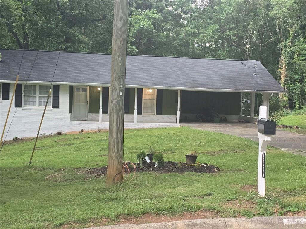 2826 Manor Ct., Snellville, GA 30078