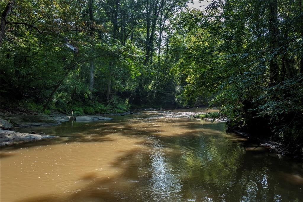 Highway 136, Talking Rock, GA 30175