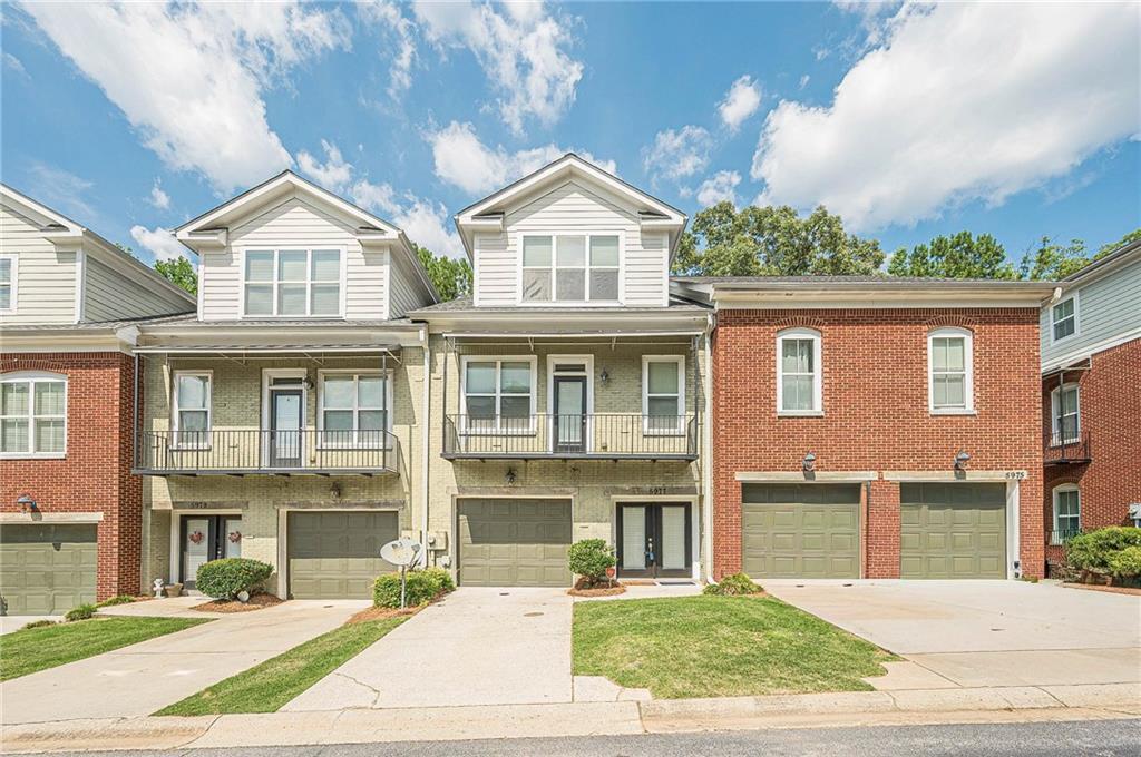 5977 Brookside Oak Cir., Norcross, GA 30093