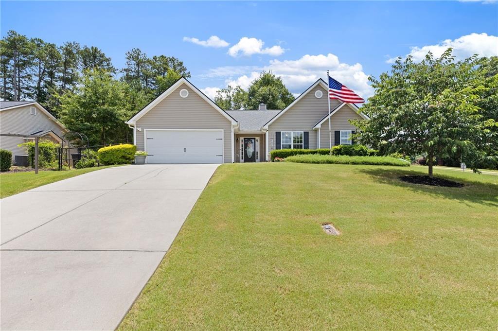 521 Embassy Walk, Winder, GA 30680