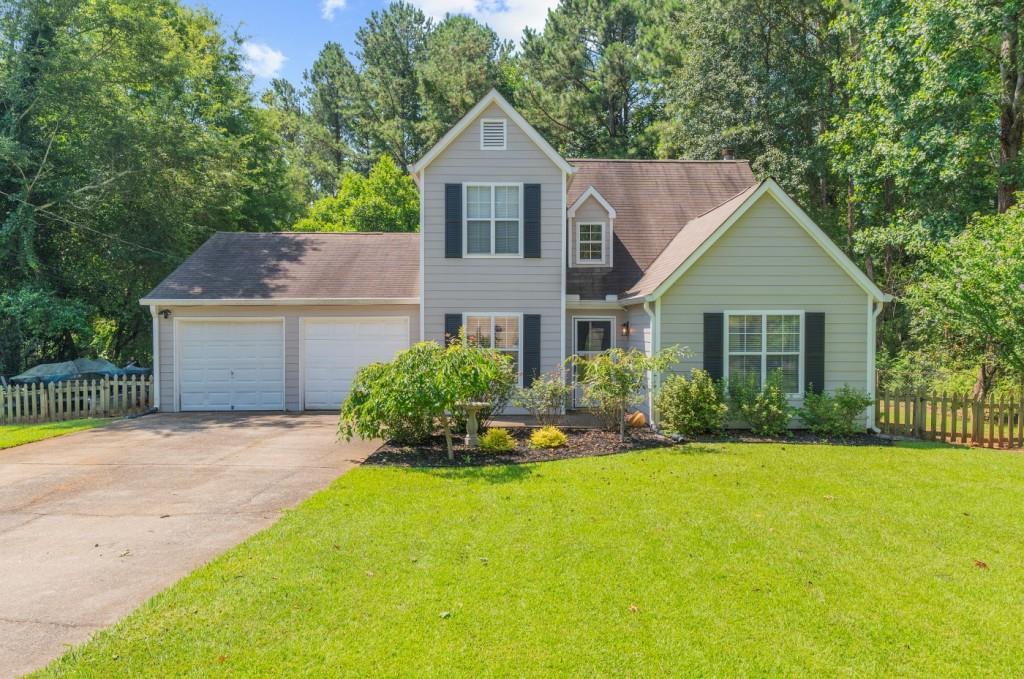 503 E Lake Ct., Woodstock, GA 30188