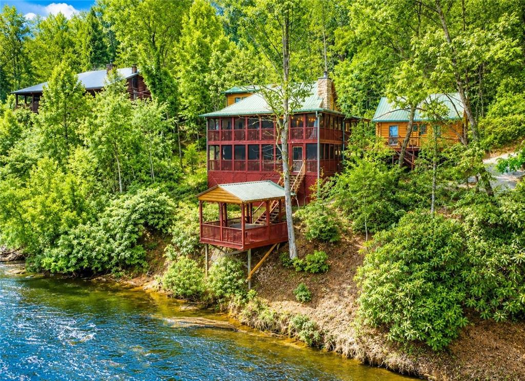 120 N Riverview Ln., Ellijay, GA 30536