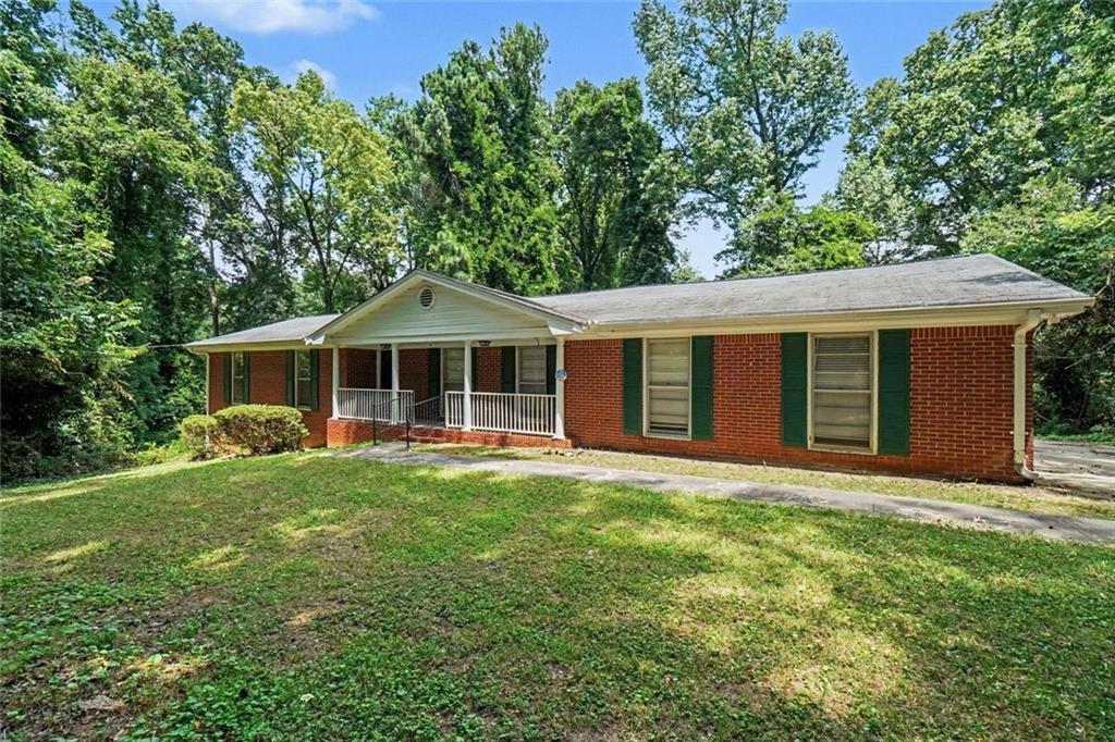 3706 Sullivan Dr., Douglasville, GA 30135