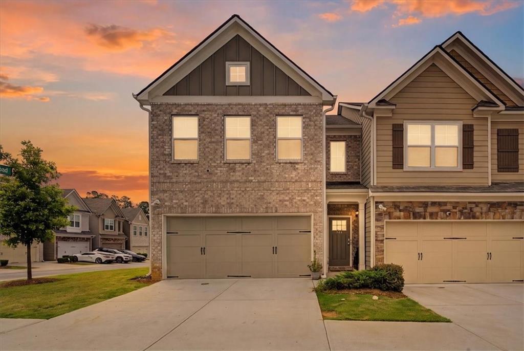 7652 Baron Rd., Fairburn, GA 30213