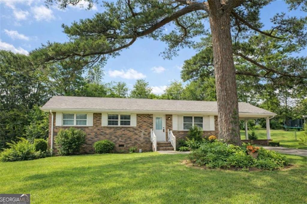 615 Peachtree Dr., Thomaston, GA 30286