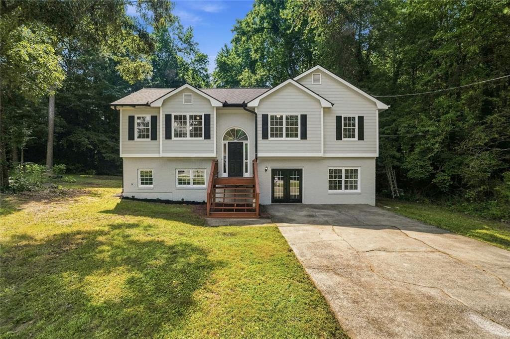 60 Shady Ct., Carrollton, GA 30116