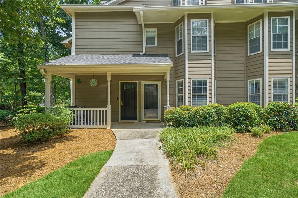 2166 N Forest Tr., Dunwoody, GA 30338