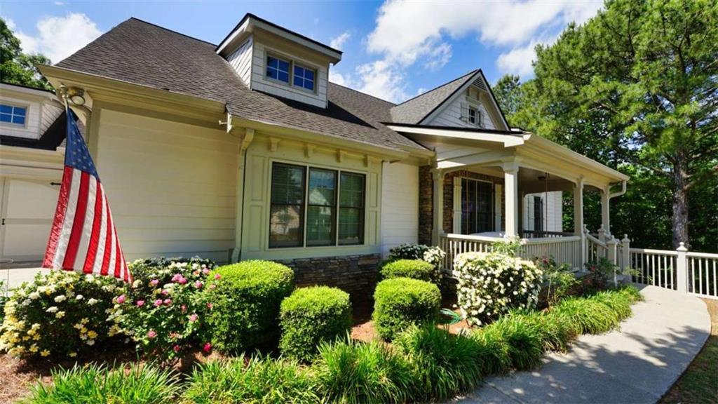 104 Rock Creek Ln., Canton, GA 30114