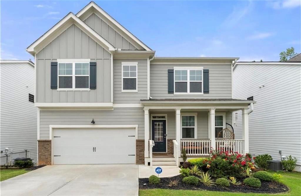 1103 Shadow Glen Dr., Fairburn, GA 30213