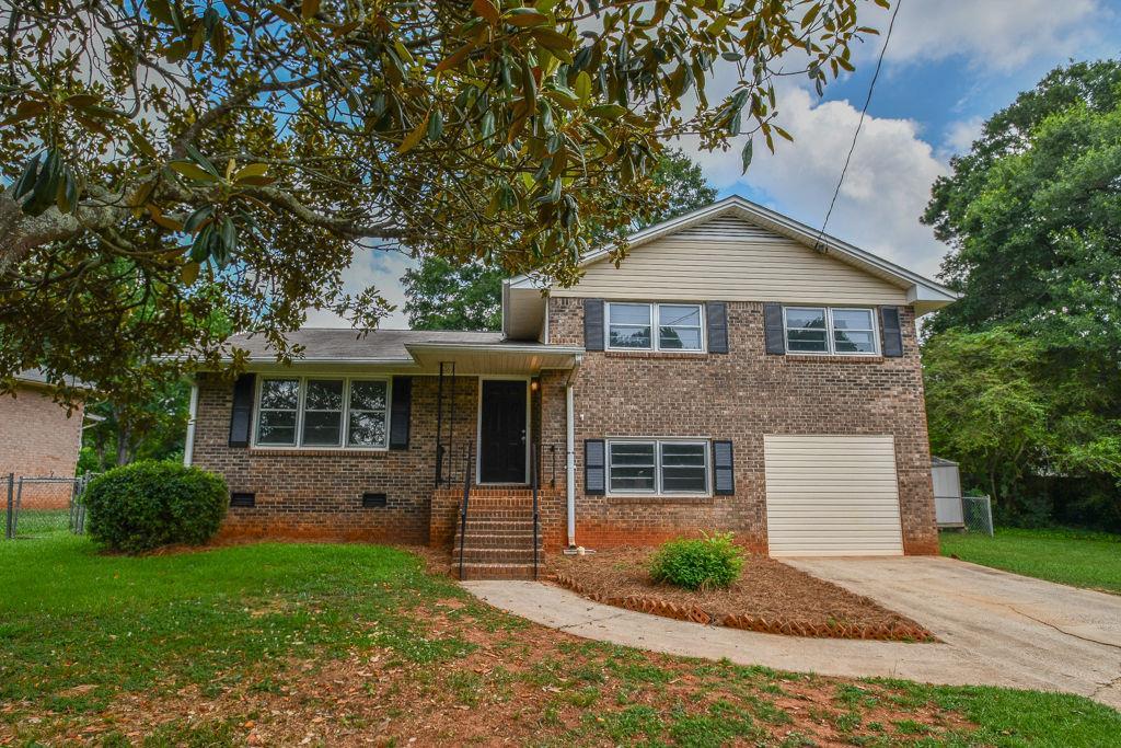 90 Cabriolet Tr., Mcdonough, GA 30253