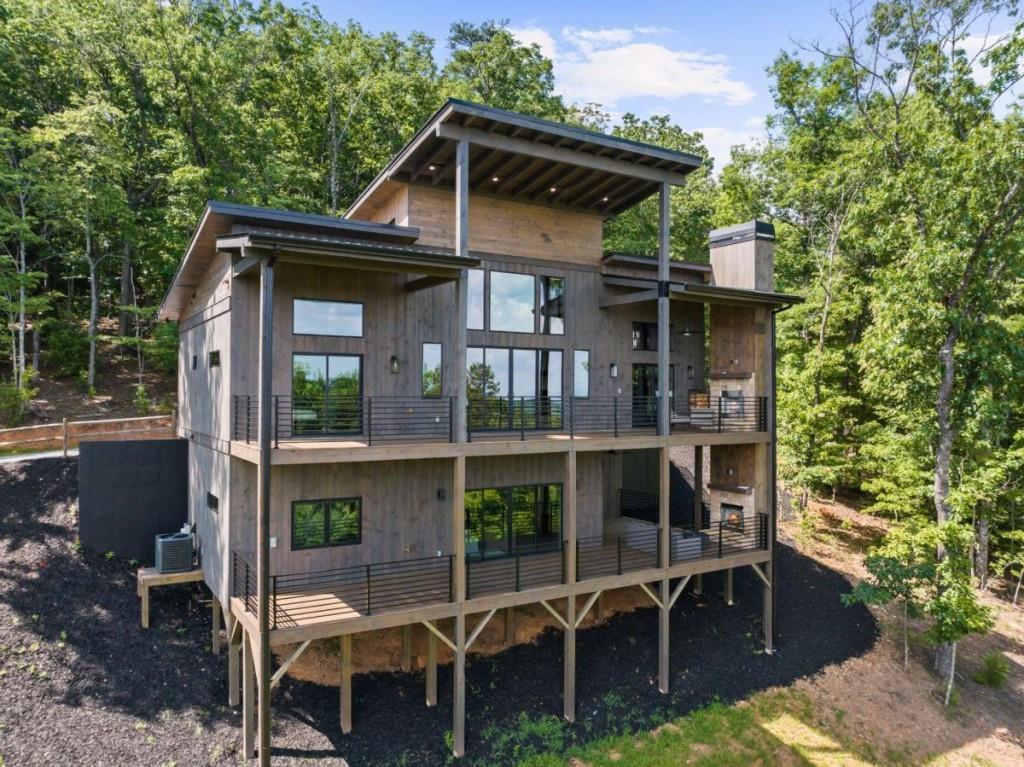 25 Boundless Tr., Morganton, GA 30560