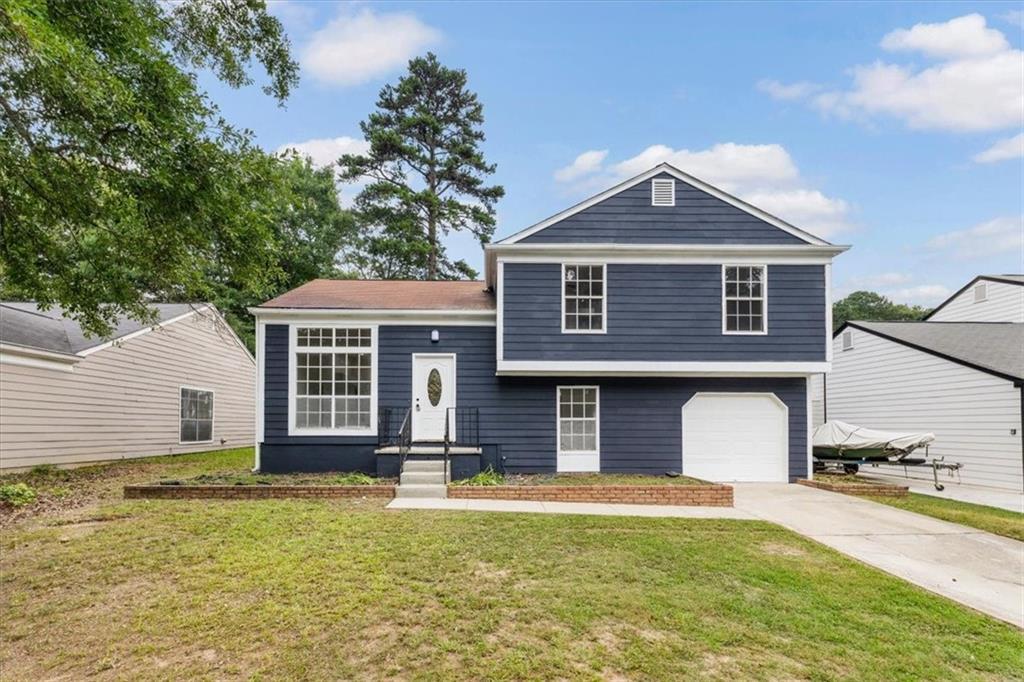6653 Eastbriar Dr., Lithonia, GA 30058