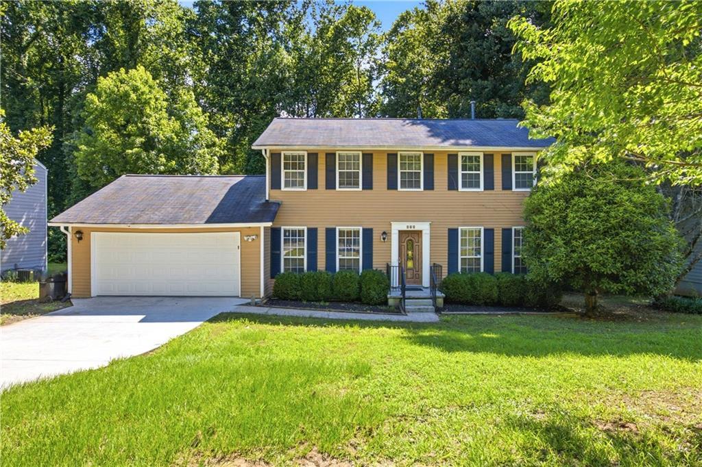 260 Barrington Dr., Roswell, GA 30076