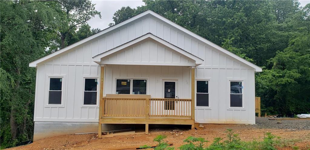 41 Walnut Tr., Cartersville, GA 30121