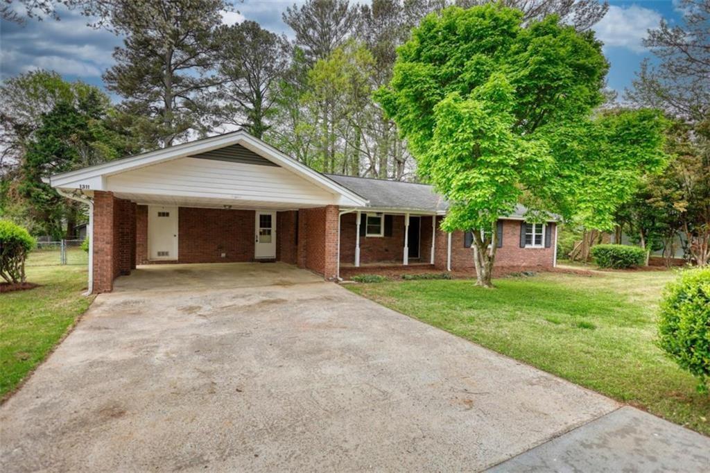 1311 Maple St., Conyers, GA 30013