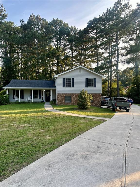 1167 Hutch Ln., Snellville, GA 30078
