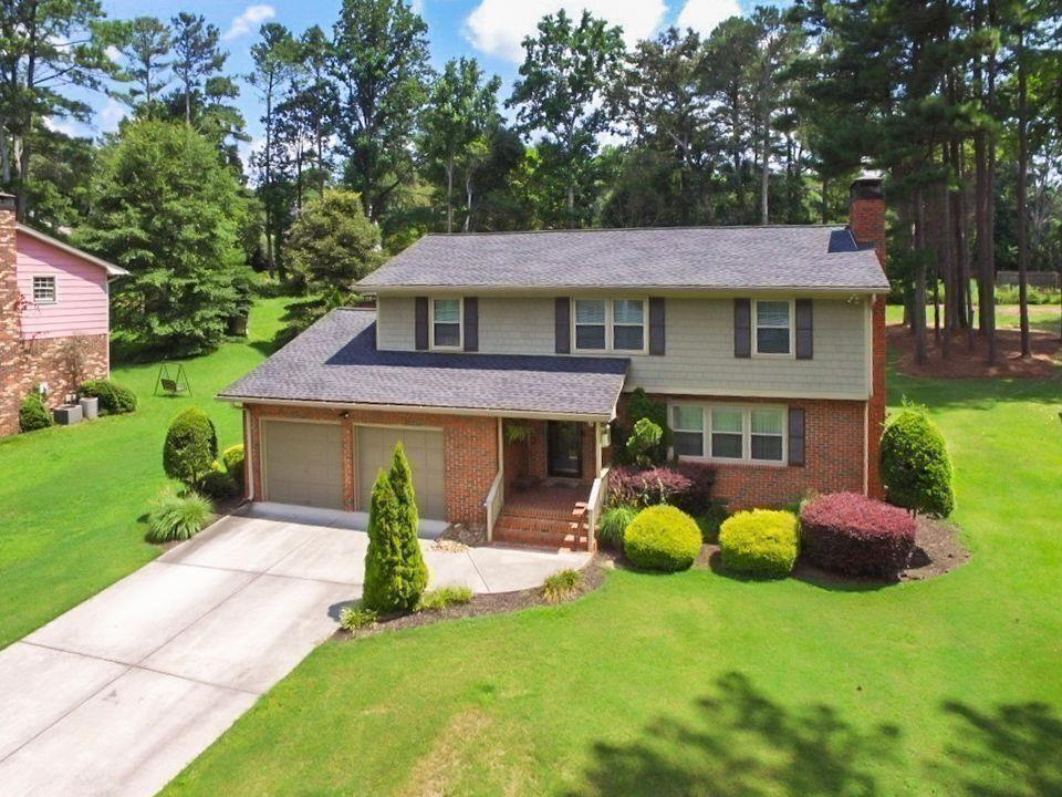 647 Shannon Green Circle, Mableton, GA 30126