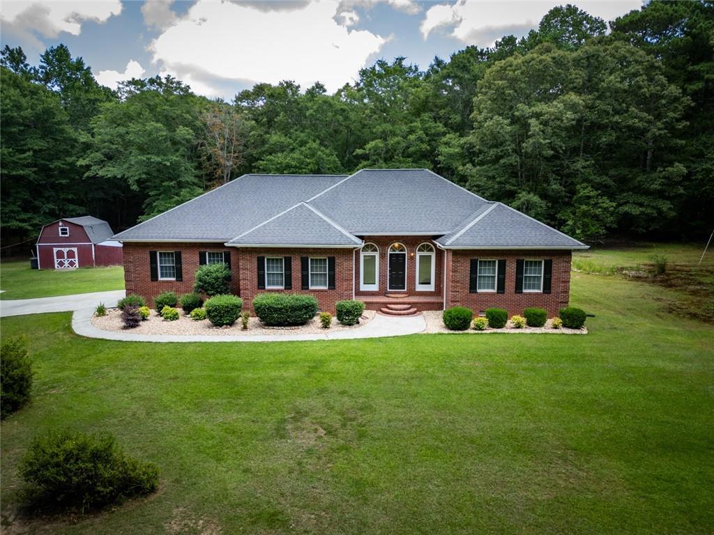 606 Higgins Rd., Jackson, GA 30233