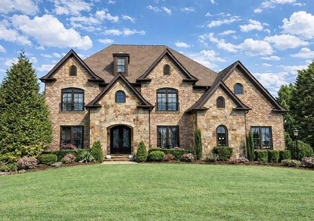 1820 Turnberry Ave., Suwanee, GA 30024