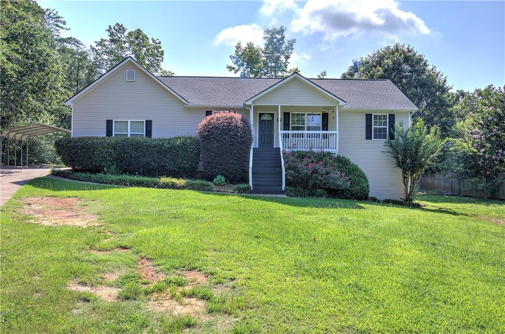 49 Indian Hills Dr., Rydal, GA 30171