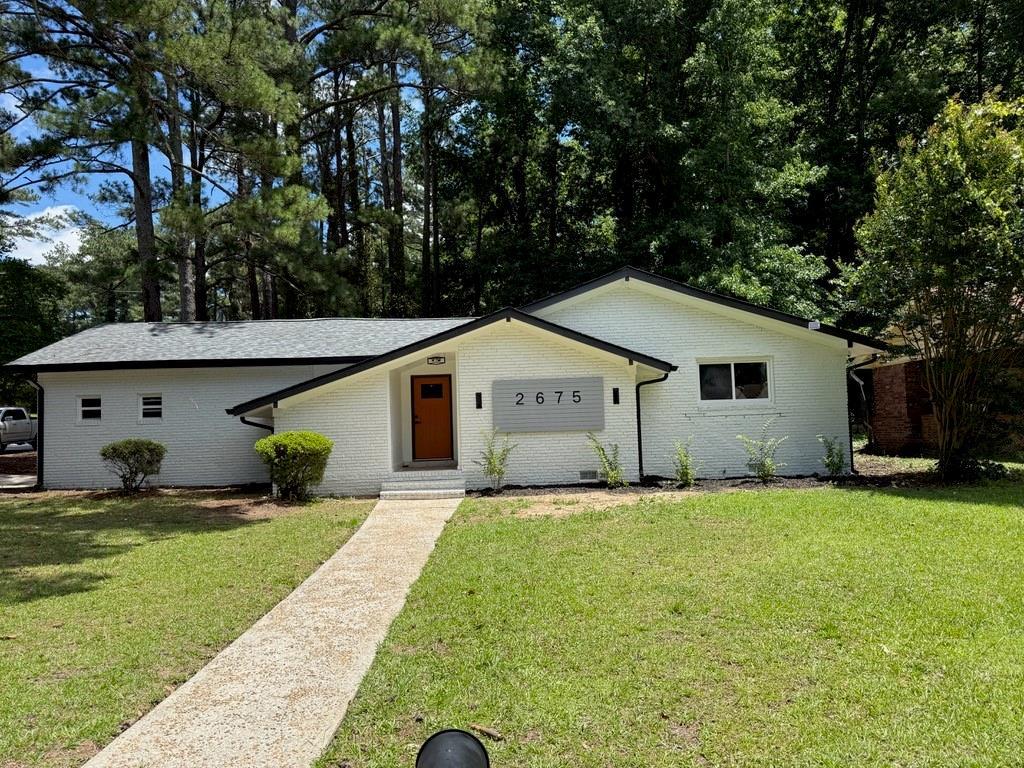 2675 Lantern Ln., Atlanta, GA 30349