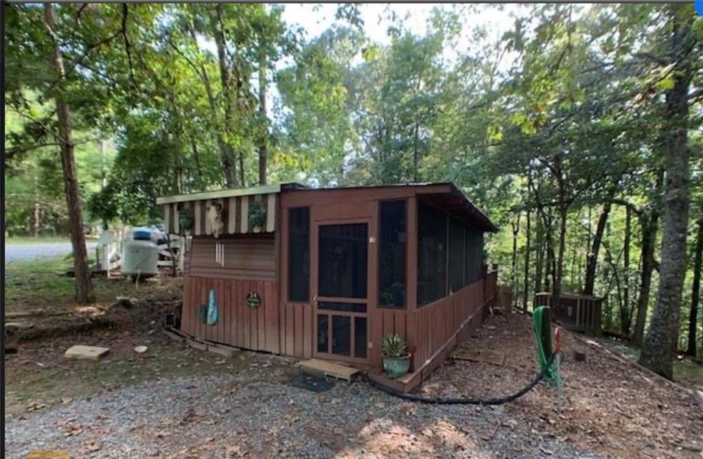 24 15th St., Ellijay, GA 30540