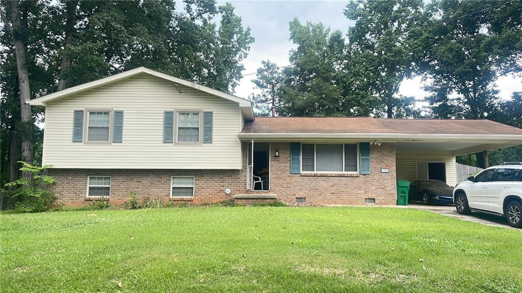 1229 De Leon Ct., Clarkston, GA 30021