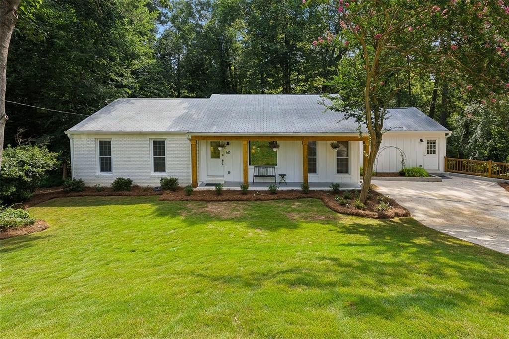 60 Willow Springs Ln., Roswell, GA 30075