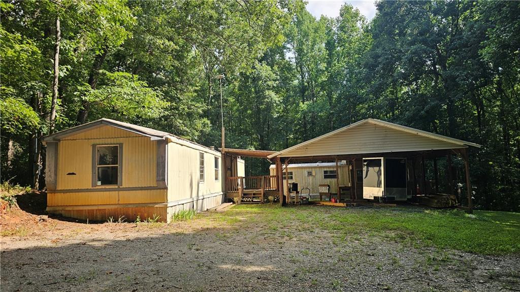 132 Windom Dr., Carrollton, GA 30116