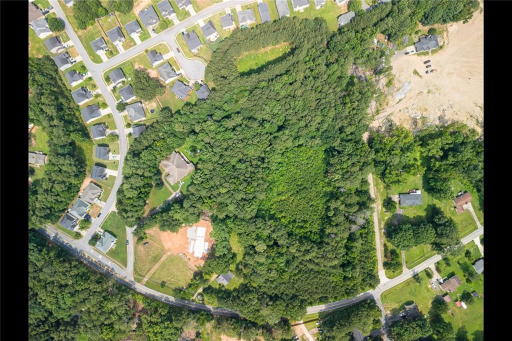 6765 Dagenhart Dr., Atlanta, GA 30349