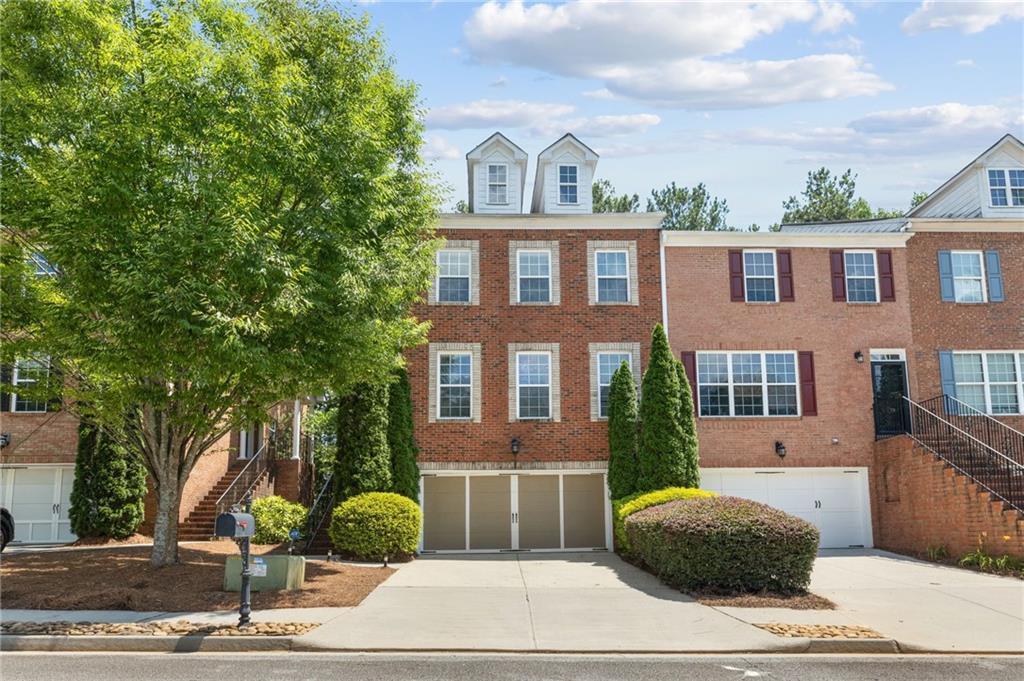 2276 Ewell Park Dr., Lawrenceville, GA 30043