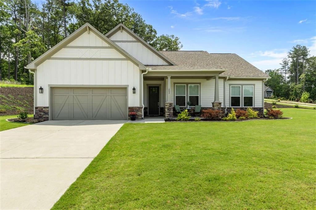203 Linger Longer Dr., Ellijay, GA 30540