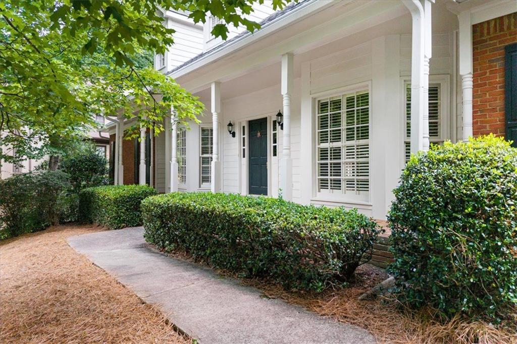 8855 Glen Ferry Dr., Johns Creek, GA 30022