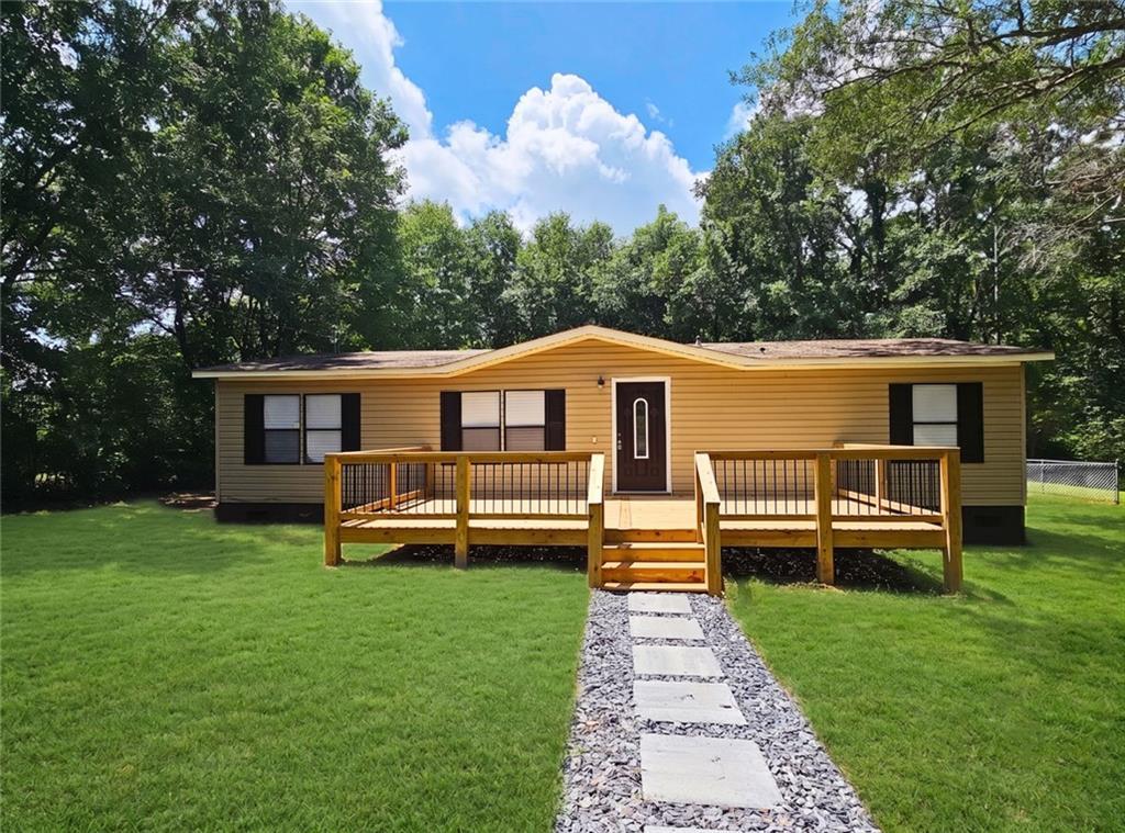 254 Windy Ln., Jackson, GA 30233