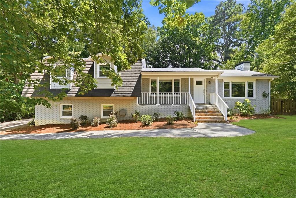 173 Brookwood Dr., Canton, GA 30114