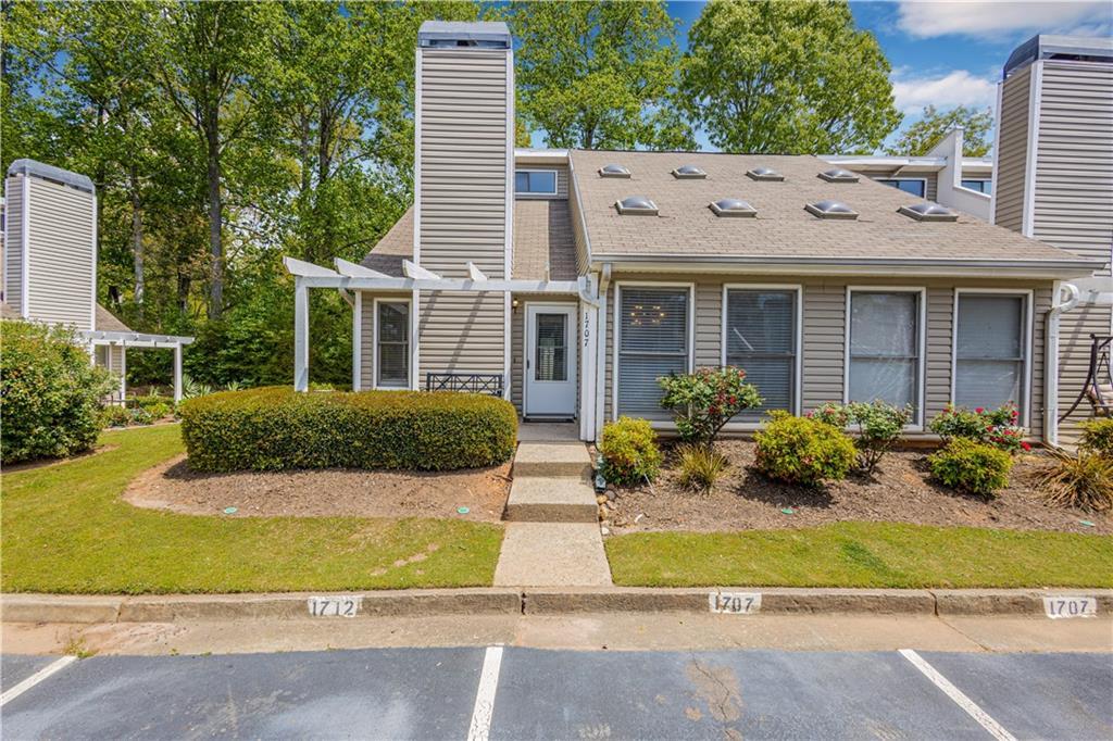 1707 Cotton Patch Ln., Alpharetta, GA 30004
