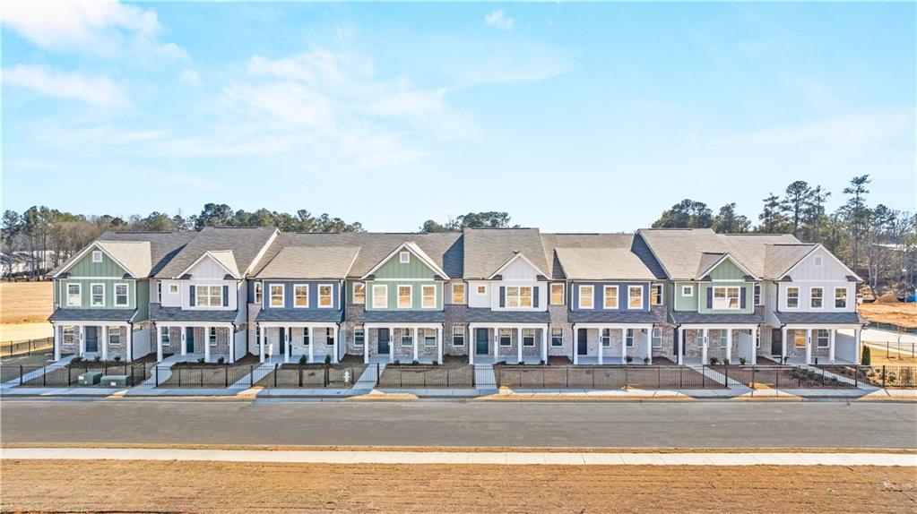 3285 Lake Carlton Rd., Loganville, GA 30052