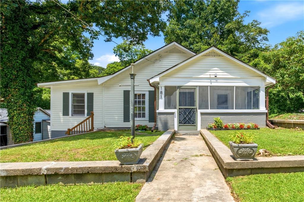 181 Barfield Ave., Atlanta, GA 30310