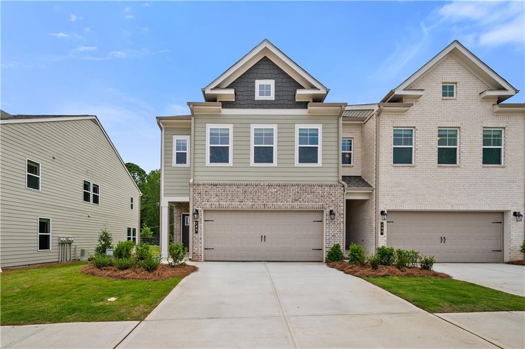 835 Eagle Ave., Riverdale, GA 30296