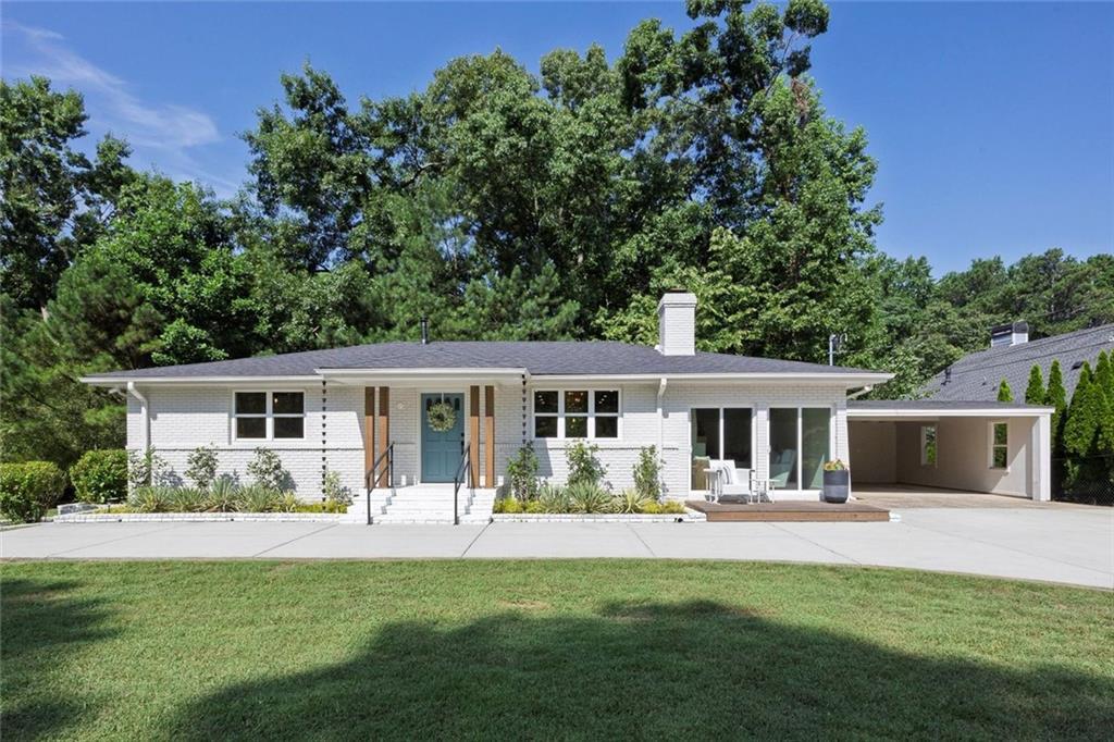 401 Cottonwood Dr., Woodstock, GA 30189