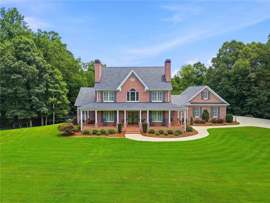 135 Amy Ln., Canton, GA 30115