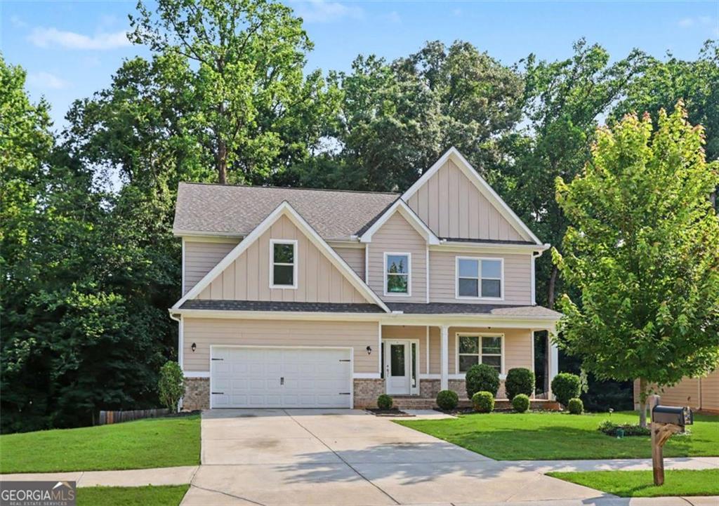 516 Brooks Village Dr., Pendergrass, GA 30567