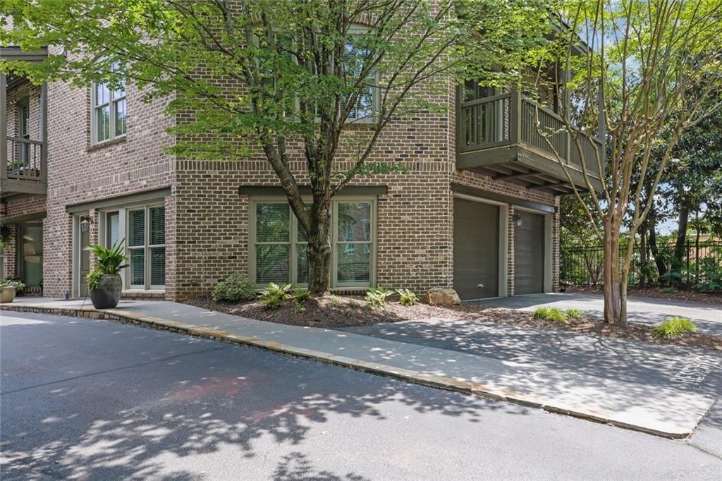 120 Green Oak Dr. #Unit #3, Roswell, GA 30075