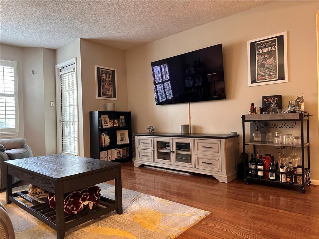 3075 Chastain Park Ct., Atlanta, GA 30342