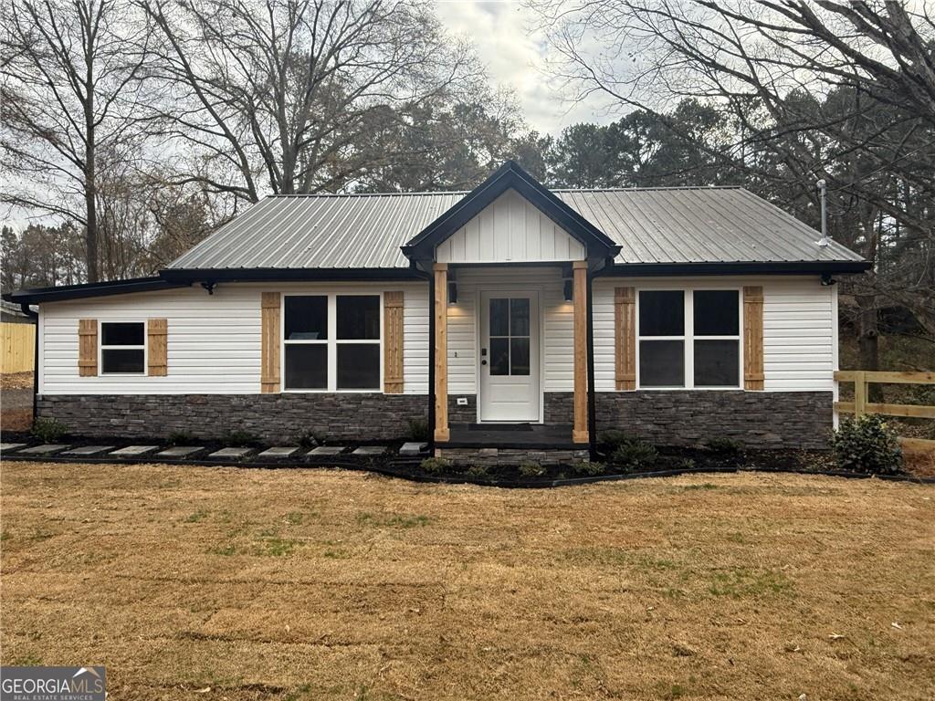 7167 Brown Bridge Rd., Covington, GA 30014