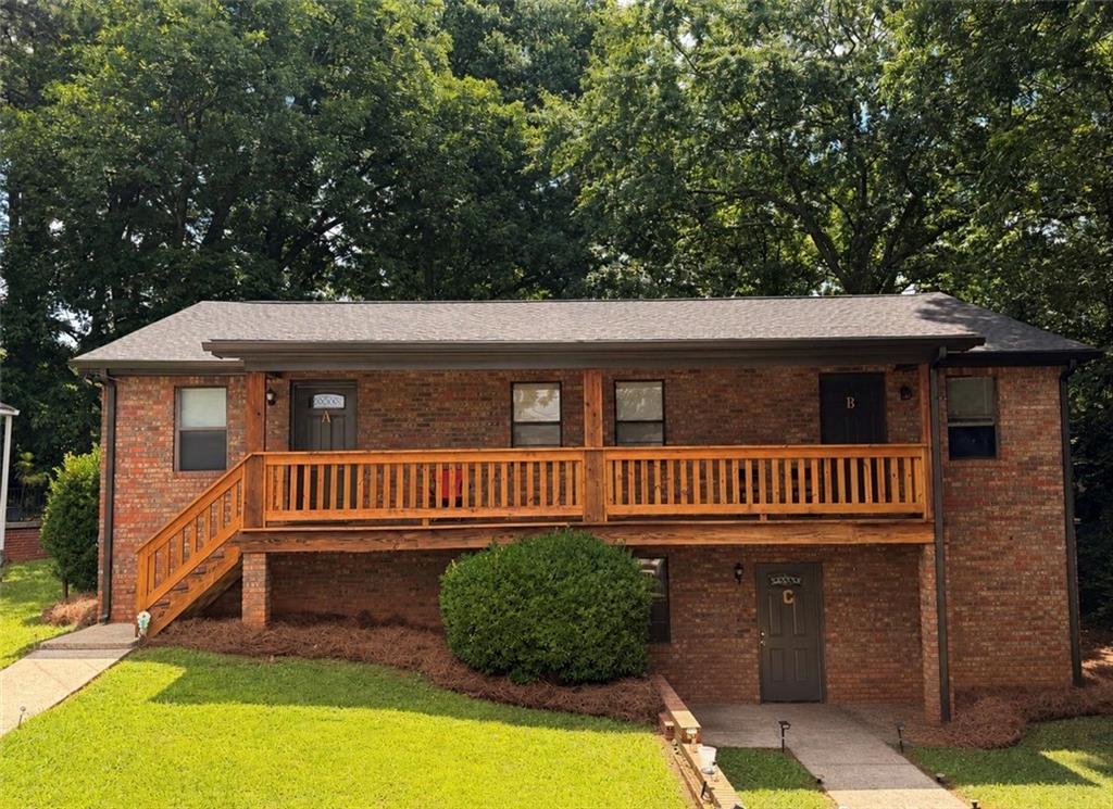 1532 Rosewood Cir., Marietta, GA 30067